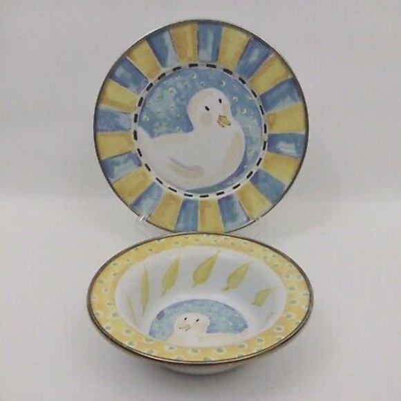 MacKenzie-Childs Other - MacKenzie-Childs Vintage Dinnerware Set